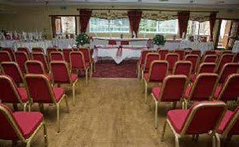 Cedar Tree Hotel Rugeley Exterior foto